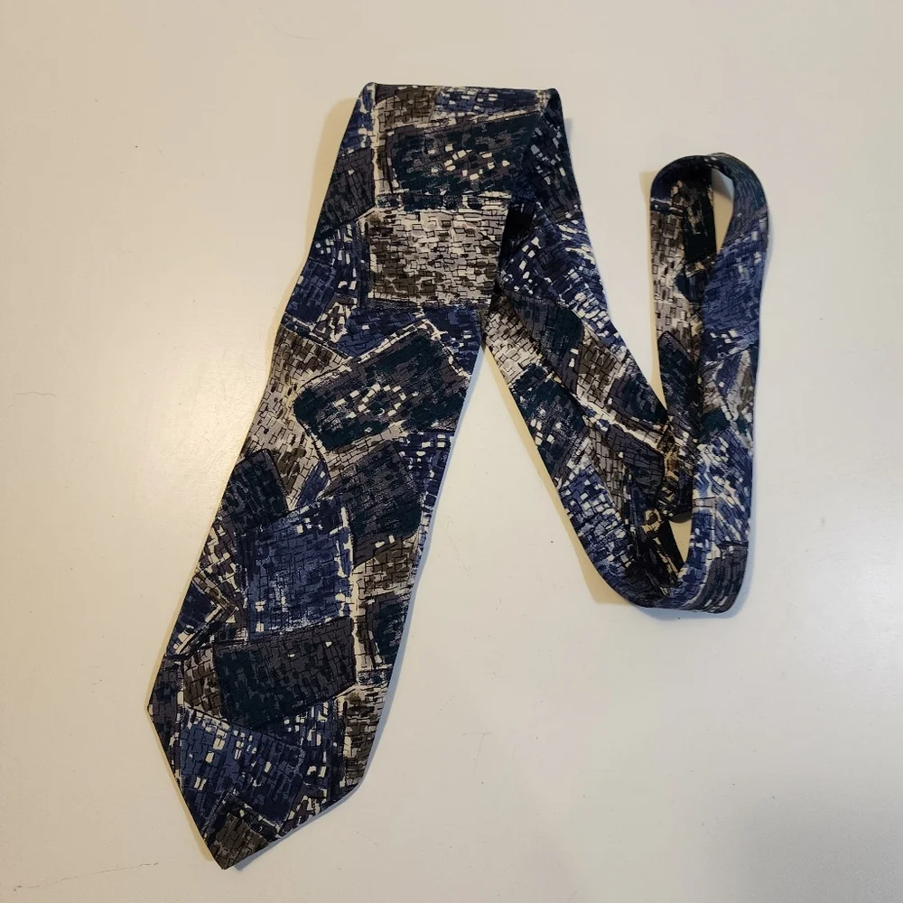 SECOURS Abstract Blue and Gray Silk  Tie